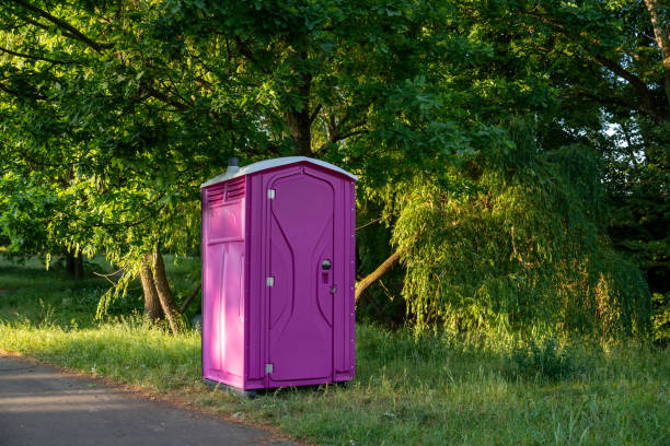 Best Porta potty delivery and setup  in Egon City, OR